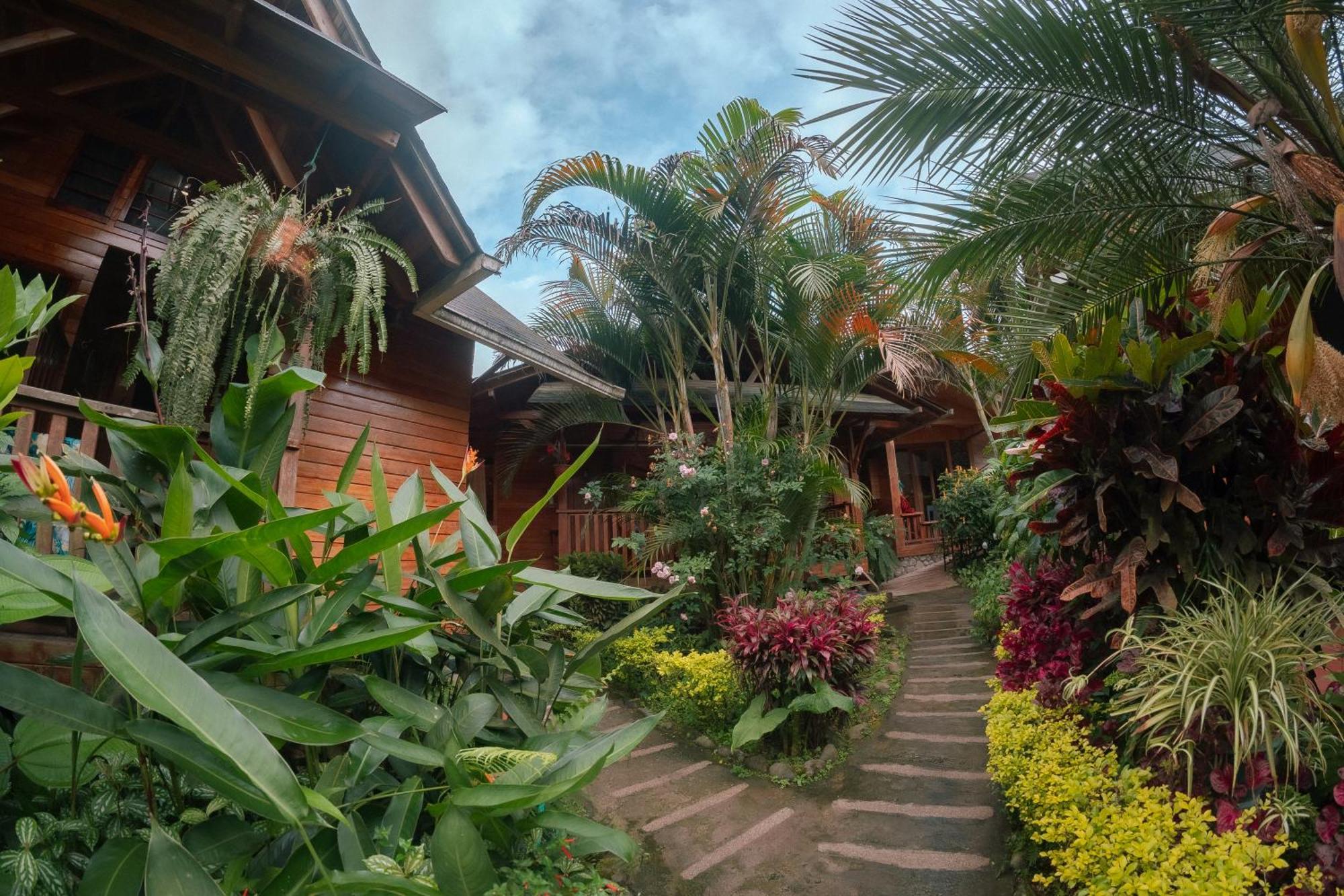 Sisakuna Lodge Mindo Kültér fotó