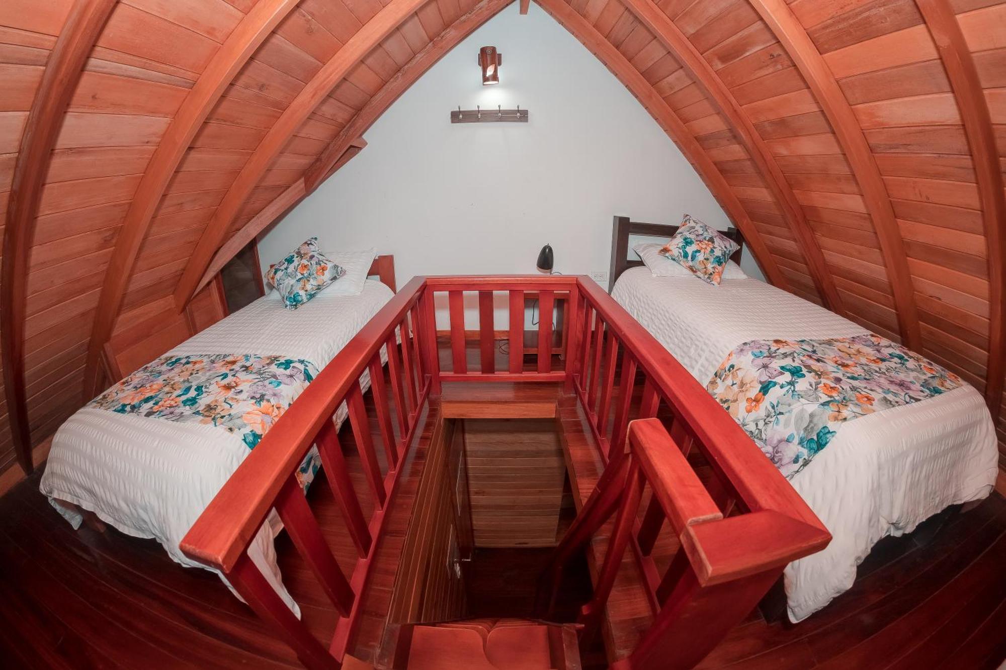 Sisakuna Lodge Mindo Kültér fotó