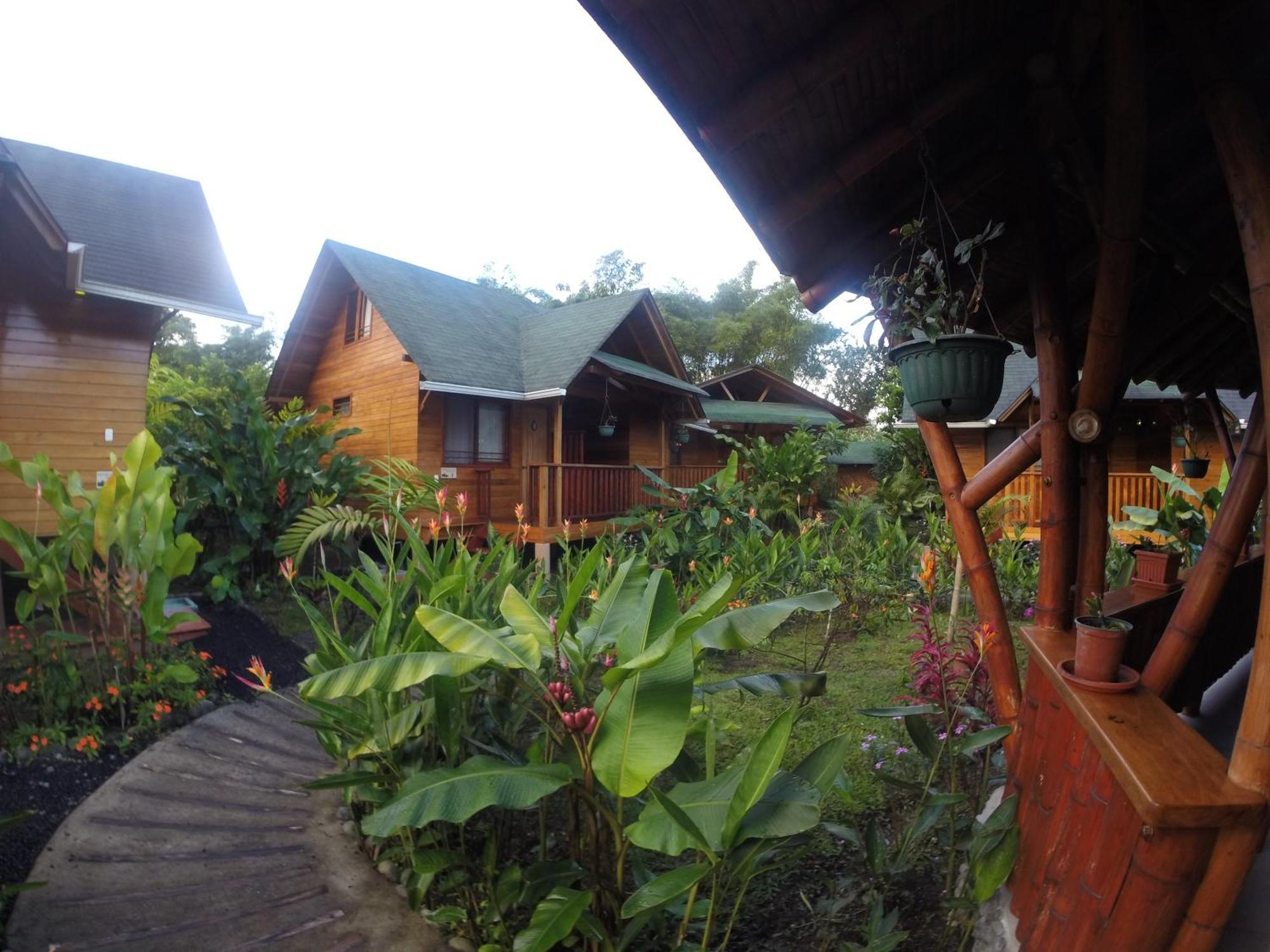 Sisakuna Lodge Mindo Szoba fotó