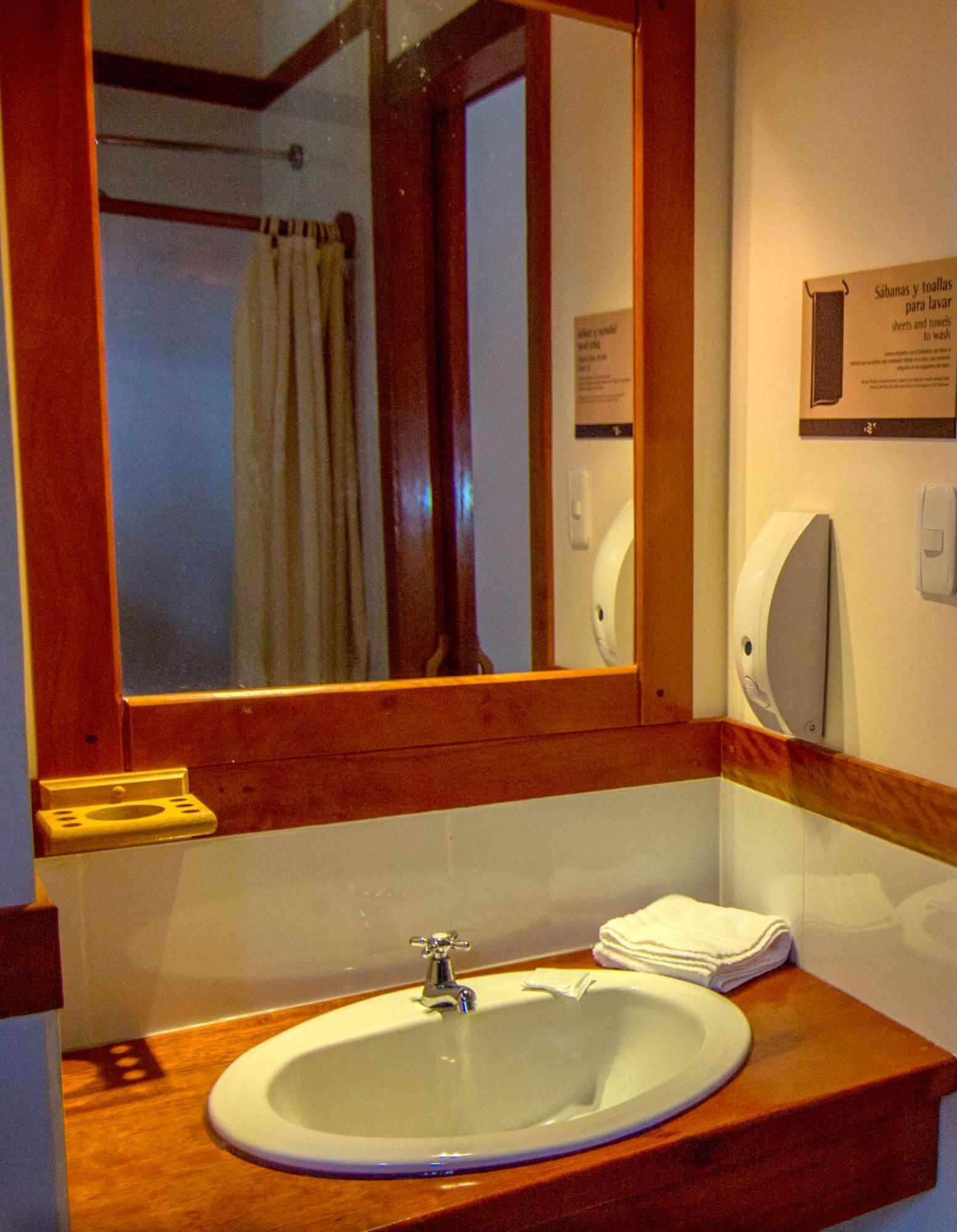 Sisakuna Lodge Mindo Szoba fotó
